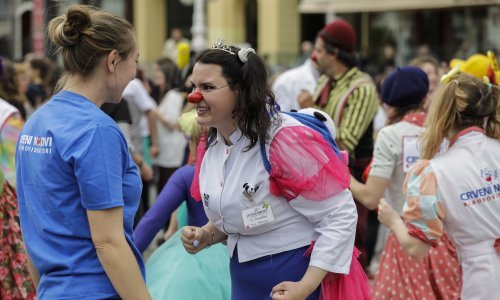 Klaunovidoktori 5. svibnja (jučer) obilježili su Dan smijeha i predstavili svoj dvanaestogodišnji rad uz novi slogan: 'Smijeh budi nadu'