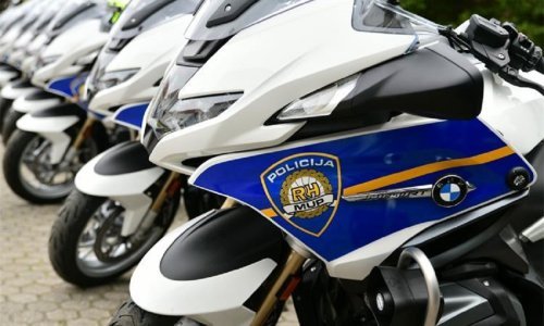 [FOTO] Hrvatska policija nabavila 31 najmoderniji motocikl BMW-a, pogledajte kojim jurilicama će loviti neodgovorne na cestama