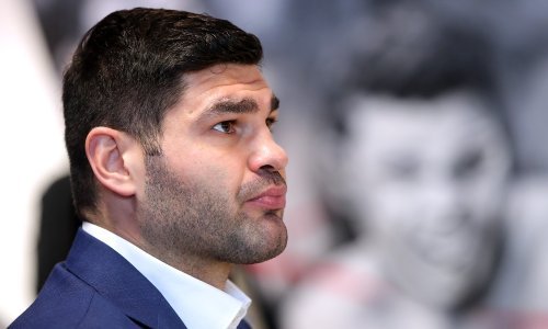 Filip Hrgović se oglasio povodom smrti oca i otkazivanja meča; objasnio je zašto se meč protiv Kineza nije mogao održati