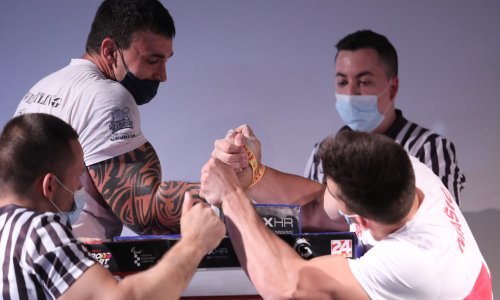 Malo nas je al' nas ima! Imamo europske prvake u obaranju ruku. I to dvostruke...