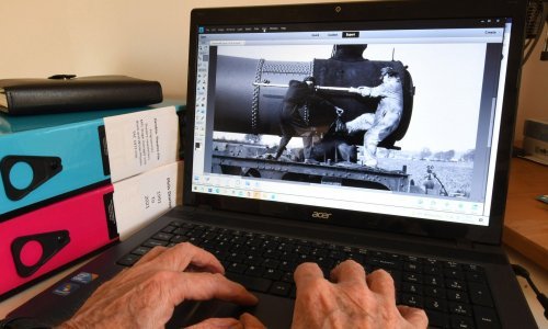 Izlazi prvi priručnik o korištenju interneta za starije osobe