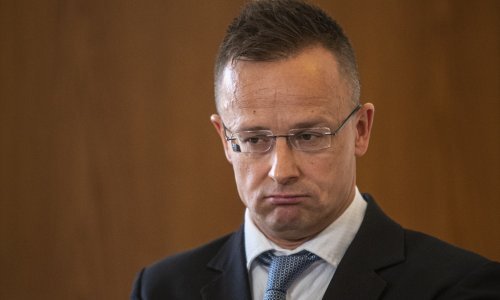 Mađarski šef diplomacije na Facebooku o embargu na rusku naftu: Na mađarsko gospodarstvo to bi bilo poput atomske bombe