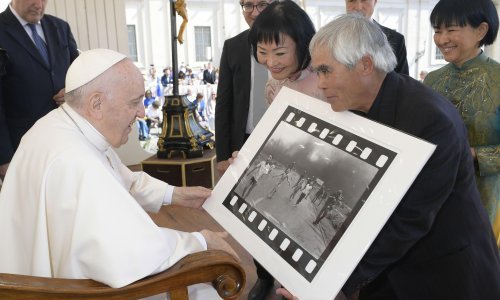 Vijetnamski fotograf dao Papi jednu od najpoznatijih i najupečatljivijih fotografija vijesti 20. stoljeća