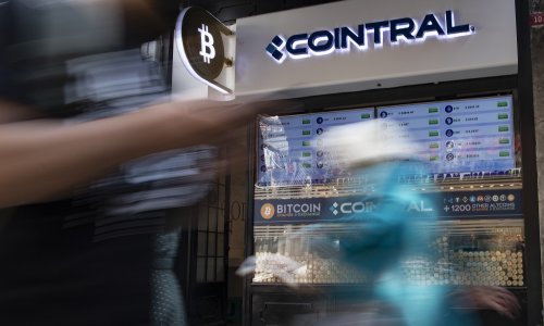 Smak svijeta na tržištu kriptovaluta: Bitcoin potonuo ispod 27.000 dolara, srušio se i popularni stablecoin