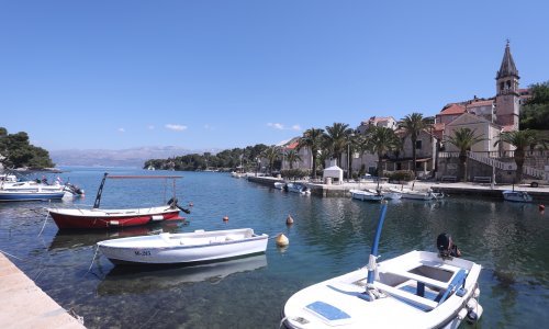 Sunčano je u Dalmaciji, popodne na sjeverozapad stižu pljuskovi s grmljavinom. Pogledajte kakvo nas vrijeme čeka za vikend