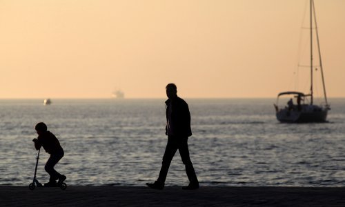 Očinski dopust regulirat će se Zakonom o rodiljnim i roditeljskim potporama, trajat će 10 dana uz punu plaću