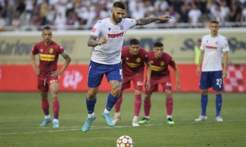 [FOTO/VIDEO] Luda utakmica na Poljudu! Dva penala, crveni karton i pobjeda Hajduka, Bijeli ostali u utrci za naslov HT Prve lige