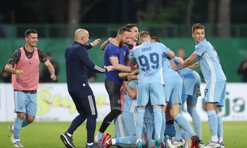 [FOTO/VIDEO] Dinamo je novi prvak HT Prve lige, Modri su u odličnoj atmosferi na Šubićevcu došli do zaslužene pobjede! Pogledajte gol Tolića i spektakularan pogodak Bočkaja