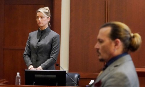 Amber Heard u velikim problemima: Obrana Johnnyja Deppa tvrdi da on nije jedini partner na kojeg je fizički nasrnula