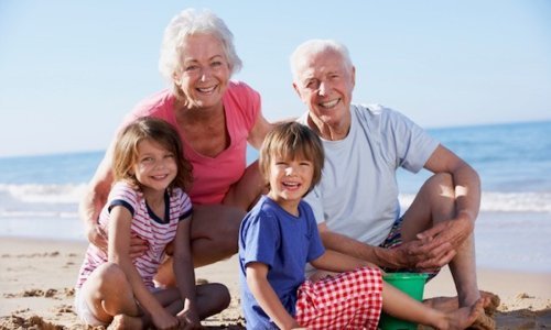 Vodič kroz sivu mrenu – kako je prepoznati i liječiti te kad je pravo vrijeme za operaciju