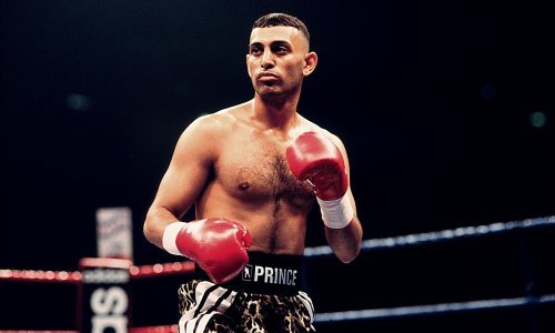 [FOTO] Bivši boksački prvak je neprepoznatljiv; nekada je bio na krovu svijeta, šoumen u ringu, a danas je najmanje dvostruko teži nego iz slavnih dana