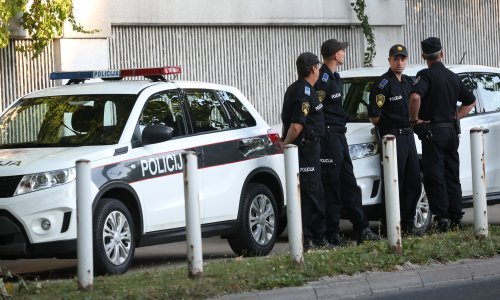 Pred zgradom Predsjedništva BiH uhićen policajac iz osiguranja, optužen je zbog trgovine drogom