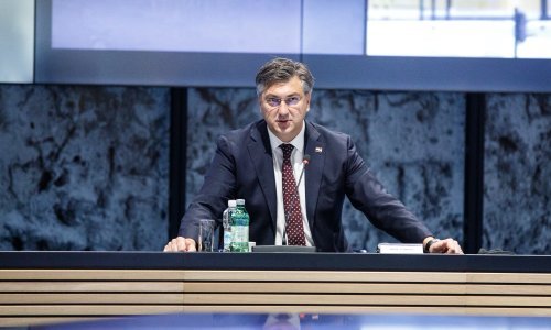 [FOTO] Plenković: 'DORH i sudovi lišeni su bilo kakvog političkog pritiska Vlade. Postoji suradnja, ali ne i utjecaj'