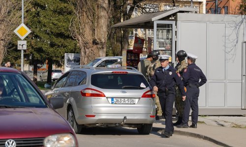 U Sarajevu evakuirane osnovne škole zbog prijetnji bombom, stotine učenika udaljeno iz škola