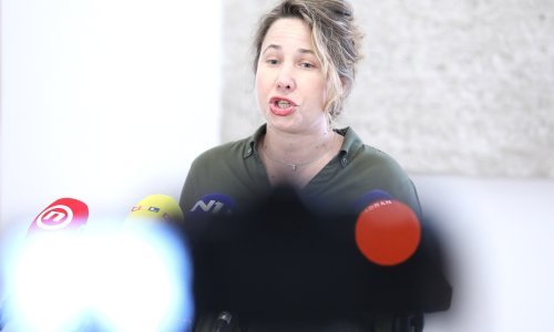 [VIDEO] Selak Raspudić se obrušila na ljevicu: Umjesto korupcije, zanimaju ih jedino ideološke teme i bojanje klupica