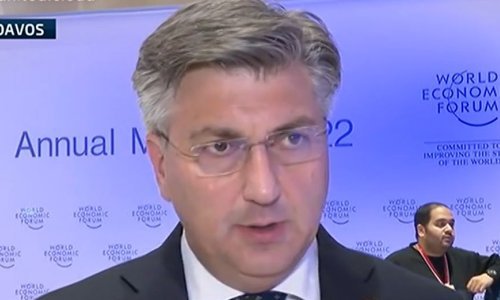 Plenković u Davosu: Vučiću sam iskazao nezadovoljstvo zbog optužnice protiv hrvatskih pilota