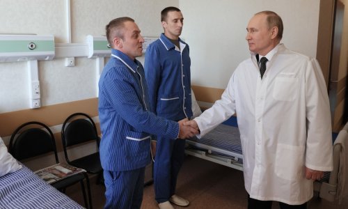 Putin posjetio ruske vojnike ranjene u Ukrajini