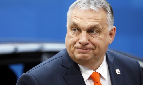Orban prvim dekretom kaznio multinacionalke, u iduće dvije godine moraju većinu dobiti predati državi za spas proračuna