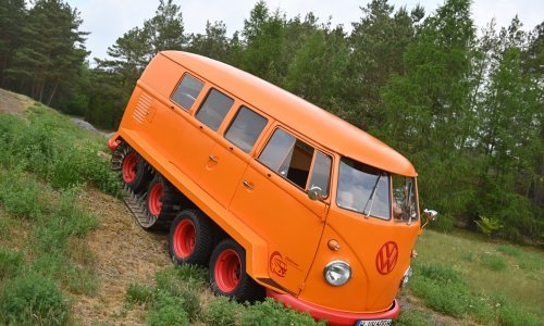 [FOTO] 'Half-track Fox' ponovno u pogonu: jednokratni VW T1 s gusjenicama obnovljen nakon 60 godina