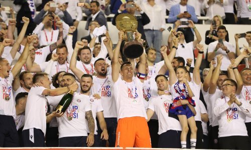 [VIDEO/FOTO] Hajduk preokretom osvojio veliki trofej nakon devet godina! Splitski klub dobio neočekivanog junaka koji mu je donio 'Rabuzinovo sunce'