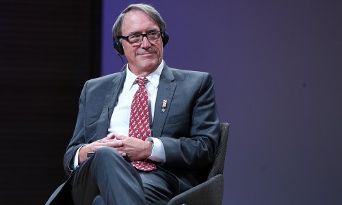 Galbraith: Devedesete su bile niz događaja koje su dovele do rezultata koji je lako mogao biti potpuno drugačiji