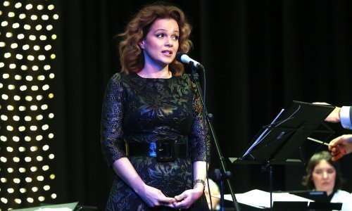 Sandra Bagarić u Zagreb je stigla kao ratna izbjeglica, a i danas se nerado prisjeća tih teških dana: 'Nikada neću zaboraviti te izgubljene duše nagurane u vlaku, ljude koji su kroz prozor ubacivali djecu i torbe'