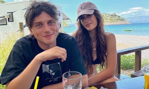 Frontmen Silentea i njegova lijepa supruga očekuju prvo dijete