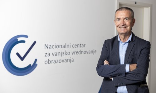Počela državna matura; na ispite izlaze maturanti koji su veliki dio nastave slušali online