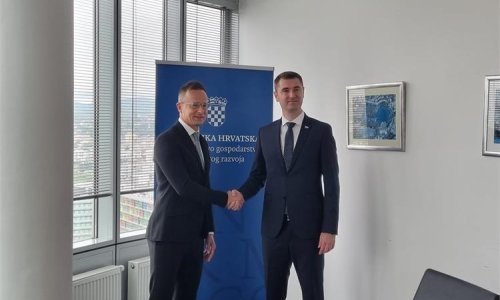 Filipović se susreo s mađarskim šefom diplomacije Peterom Szijjartom, razgovaralo se i o nafti