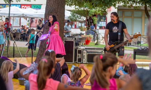 Dan grada u Muzeju grada Zagreba: Ivanka i Mrle izvode svoj koncertni show za djecu 'Kišni razdraganci'