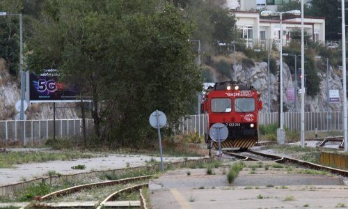 Vlak Hrvatskih željeznica nije krenuo s kolodvora jer kondukter nije došao na posao