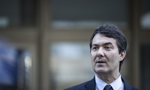 [VIDEO] HDZ-ov nestranački kandidat predao potpise: Zoran Đogaš kreće u borbu za gradonačelnika Split