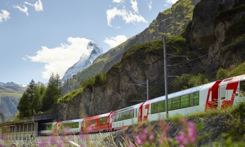 Glacier Express: spori vlak sa spektakularnim pogledima