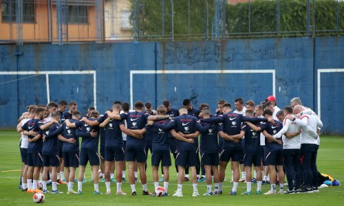 Trening hrvatske nogometne reprezentacije u Zagrebu započeo tužnom scenom