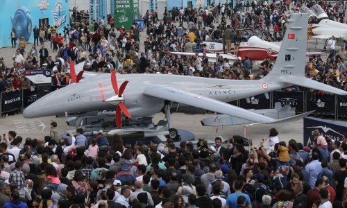 Uz moćnog Bayraktara stiže i Akindžija: Dronovi Erdoganova zeta u Ukrajini uništavaju ruske tenkove takvom preciznošću da ih želi cijeli svijet