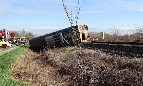 Tragedija u Slovačkoj: Sudario se putnički vlak s lokomotivom, ozlijeđeno je najmanje 100 ljudi