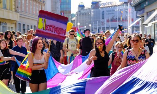 [FOTO/VIDEO] Povorka ponosa prodefilirala Zagrebom. Tomašević poručio: Ovaj grad je otvoren za sve