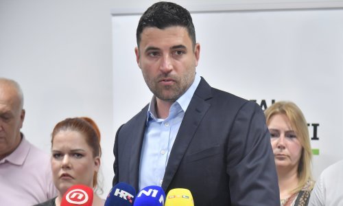 [FOTO/VIDEO] Bernardić uvjeren: Socijaldemokrati će biti iznenađenje na idućim parlamentarnim izborima