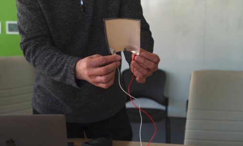 Zidove u sobi moći ćete oblijepiti - zvučnicima