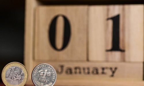 Domaći portal počeo s dvojnim iskazivanjem cijena proizvoda: 'Željeli smo da kupci već sada mogu osjetiti što znači cijena u eurima'