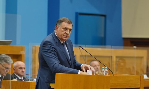 Strah od sankcija: Dodik za pola godine odgodio odcjepljenje od BiH