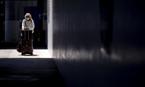 Podiže se razina uzbune zbog majmunskih boginja; preporučuju se maske tijekom putovanja