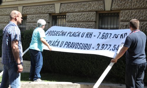 Sudski službenici: Bez povećanja, namještenik bi trebao raditi 58 godina, kako bi mu plaća dosegnula propisani 'minimalac'