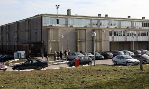 Umirovljenom antikorupcijskom policajcu iz Osijeka određen jednomjesečni istražni zatvor, jedna od optužbi je primanje mita