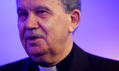 Vrhbosanski nadbiskup upozorio da Hrvati u BiH nestaju pod pritiscima Bošnjaka i Srba