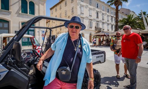 Teške riječi na predaji kandidatura: ‘Samo još fali da se uhvatite u kolo i zajedno pjevate ustaške pjesme‘