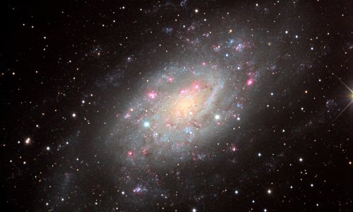 Radio izboji iz dubokog svemira ne prestaju fascinirati, a ovaj novootkriveni šokirao je znanstvenike