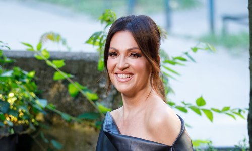 Nina Badrić oduševila pratitelje fotografijom s Hvara: Ti si sirena izašla iz mora