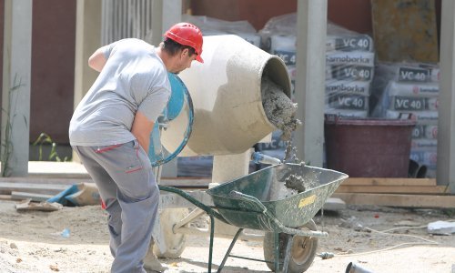 Novi zaključak Vlade: Poskupljenje građevinskih radova do deset posto snosi izvođač, a iznad toga javni naručitelj