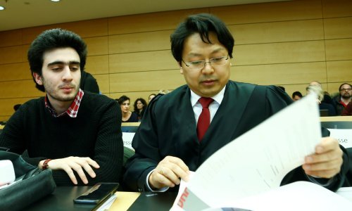 Mladi Sirijac tuži društvenu mrežu jer ga lažno optužuju da je terorist